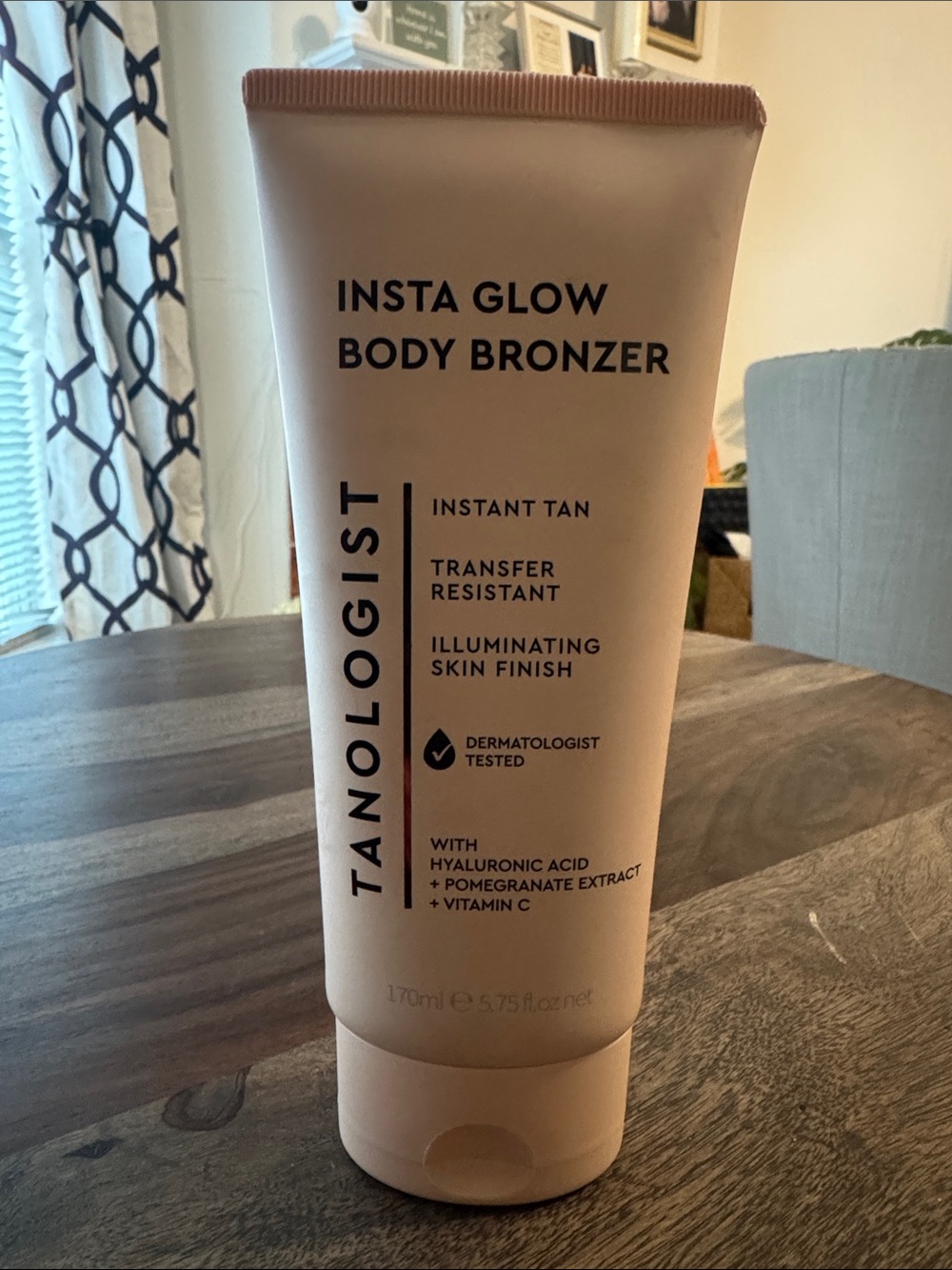 Tanologist Insta Glow Body Bronzer - Light Bronze Tube